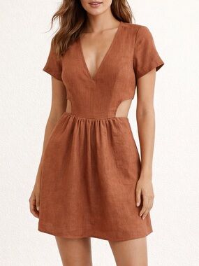 Reformation Rust Brown V-Neck Cutout Mini Open back pockets Dress Size 2 GUC